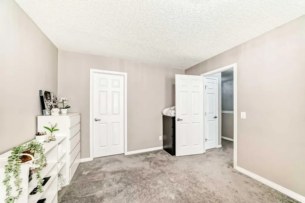 127 Windford Gardens SW Airdrie AB T4B 4A5