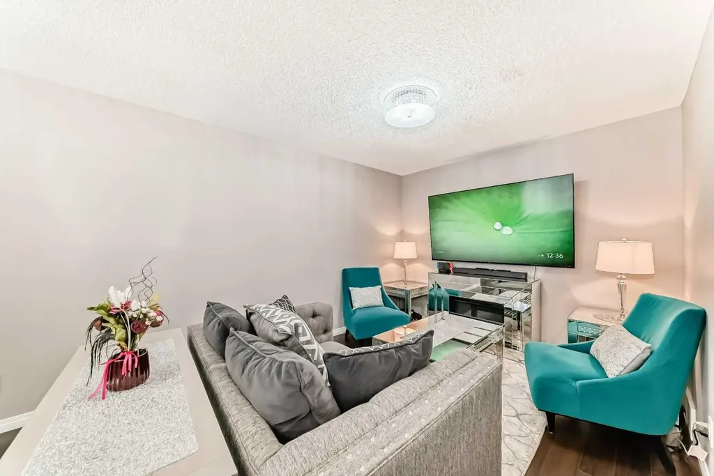 127 Windford Gardens SW Airdrie AB T4B 4A5