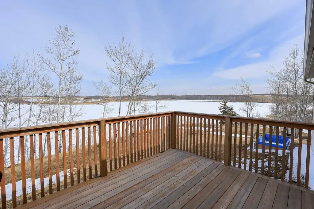 39204 Range Road232.5 Rural Lacombe County AB T0C 0B0