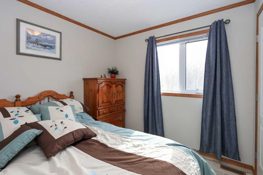 39204 Range Road232.5 Rural Lacombe County AB T0C 0B0