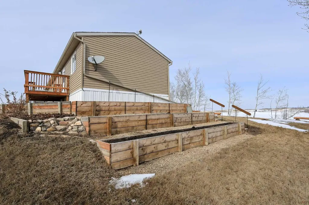 39204 Range Road232.5 Rural Lacombe County AB T0C 0B0
