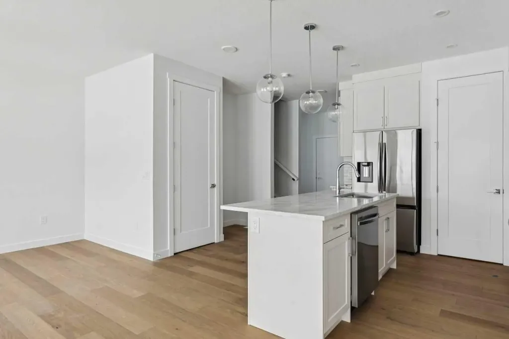 25 Linden Place Rural Red Deer County AB T4E 3C4