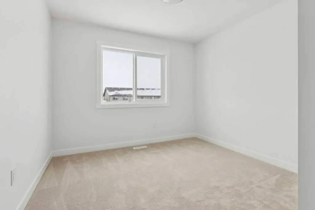 25 Linden Place Rural Red Deer County AB T4E 3C4