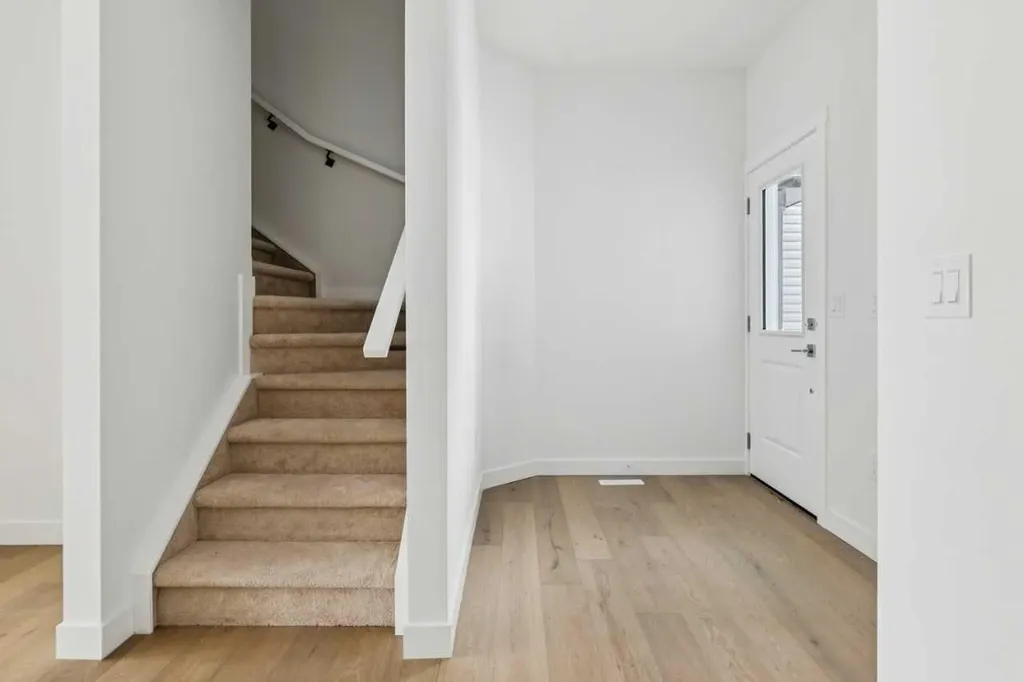25 Linden Place Rural Red Deer County AB T4E 3C4