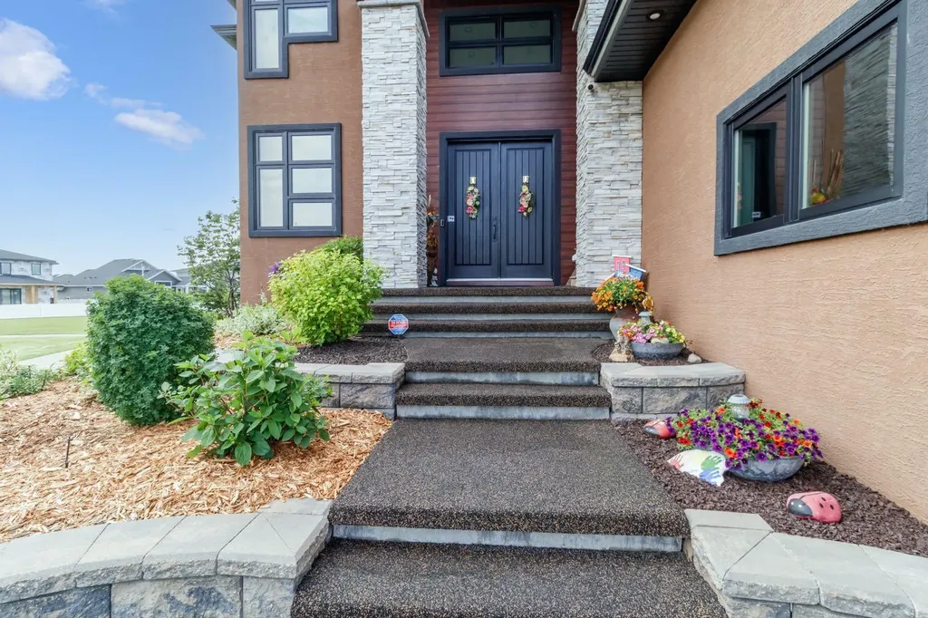 57 Lazaro Close Red Deer AB T4R 0R8