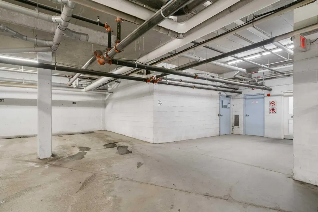 60 Royal Oak Plaza NW Calgary AB T3G 0A7