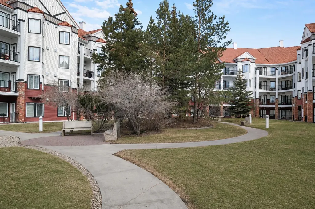 60 Royal Oak Plaza NW Calgary AB T3G 0A7