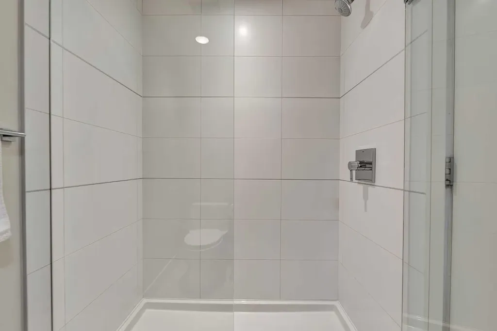 222 Riverfront Avenue SW Calgary AB T2P 0X2