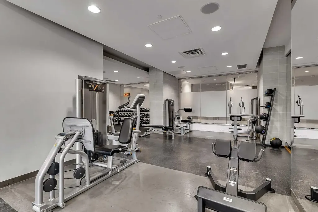 222 Riverfront Avenue SW Calgary AB T2P 0X2