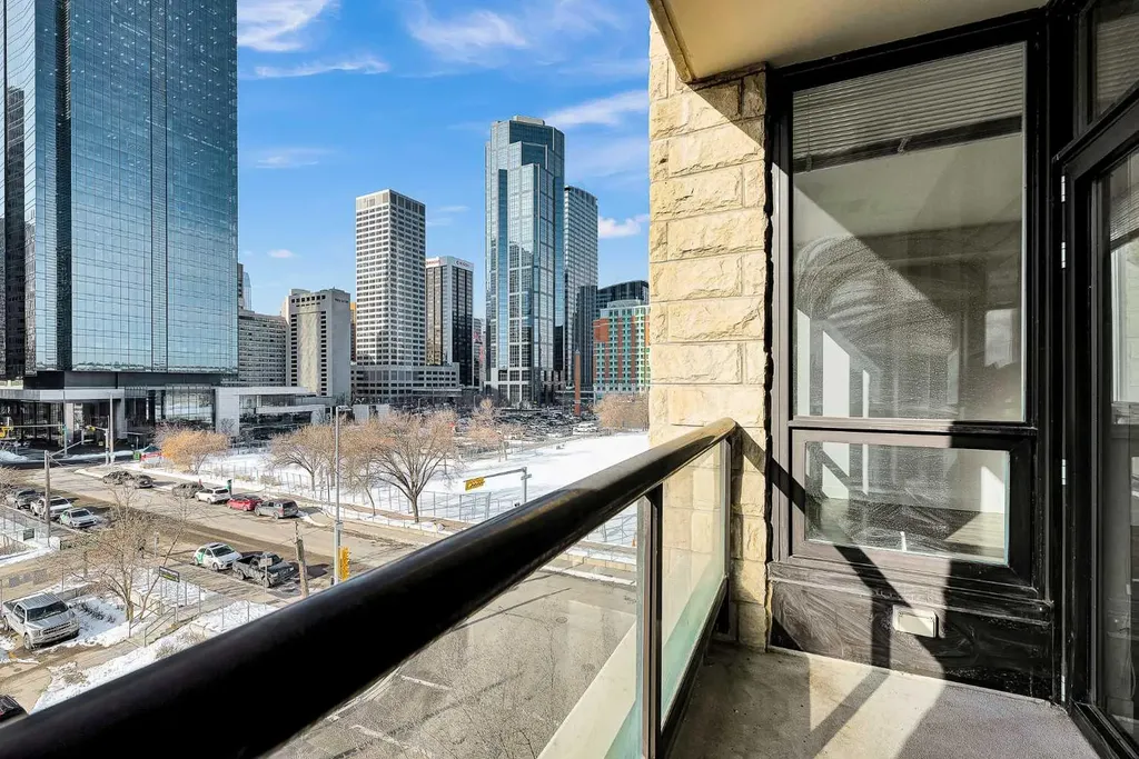 222 Riverfront Avenue SW Calgary AB T2P 0X2