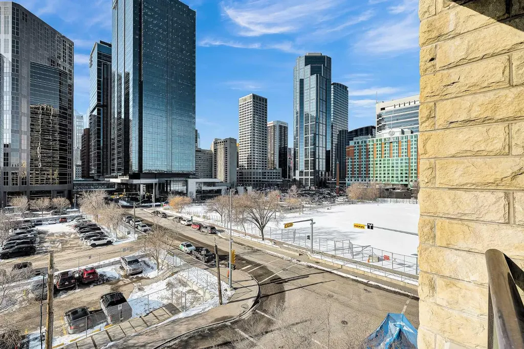 222 Riverfront Avenue SW Calgary AB T2P 0X2