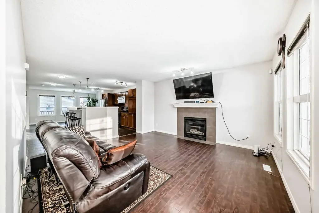 9275 Saddlebrook Drive NE Calgary AB T3J 5M5