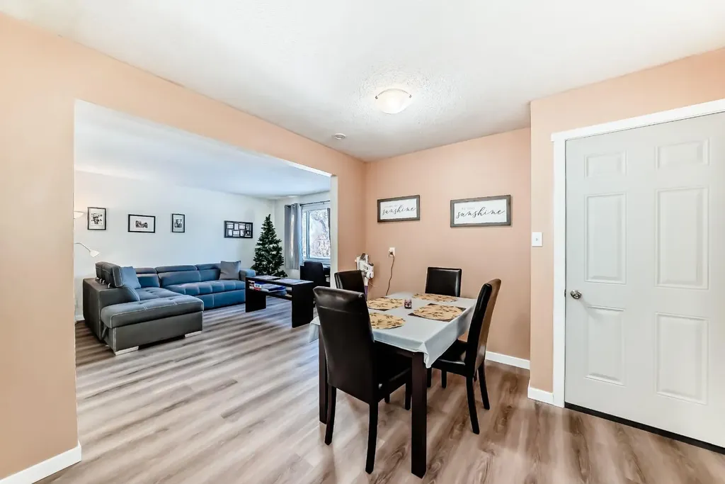 3221 32a Avenue SE Calgary AB T2B0J6