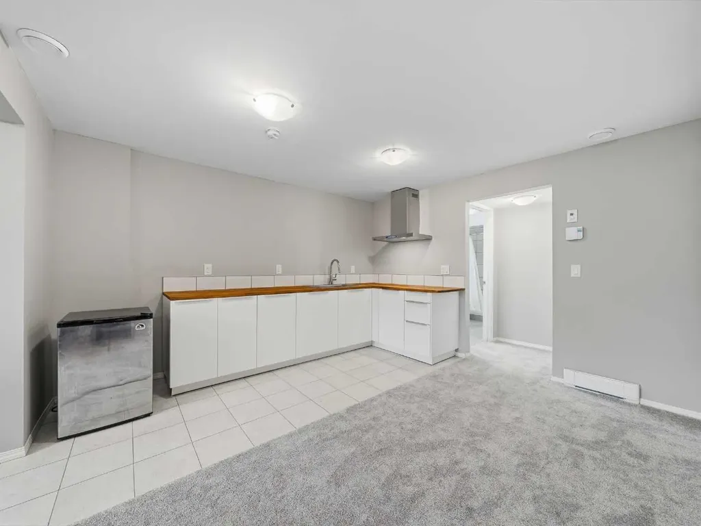 89 Walgrove Rise SE Calgary AB T2X4E9