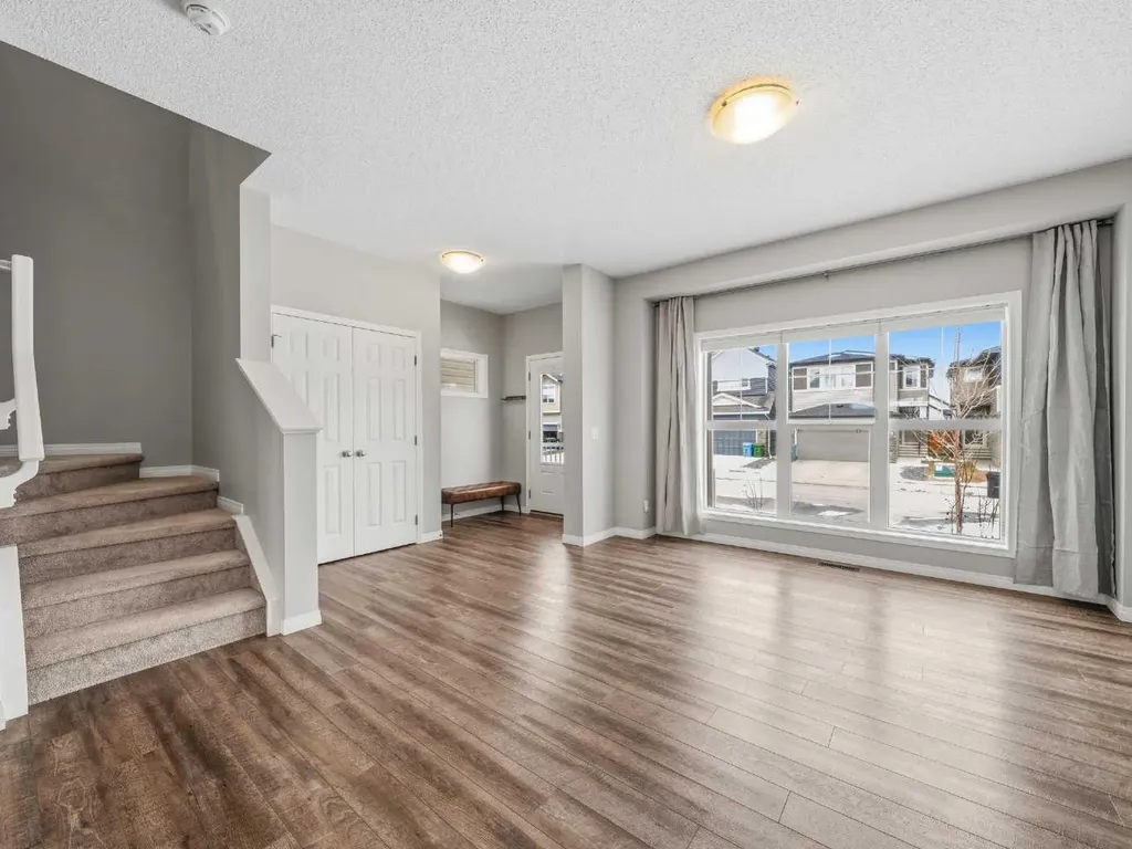 89 Walgrove Rise SE Calgary AB T2X4E9