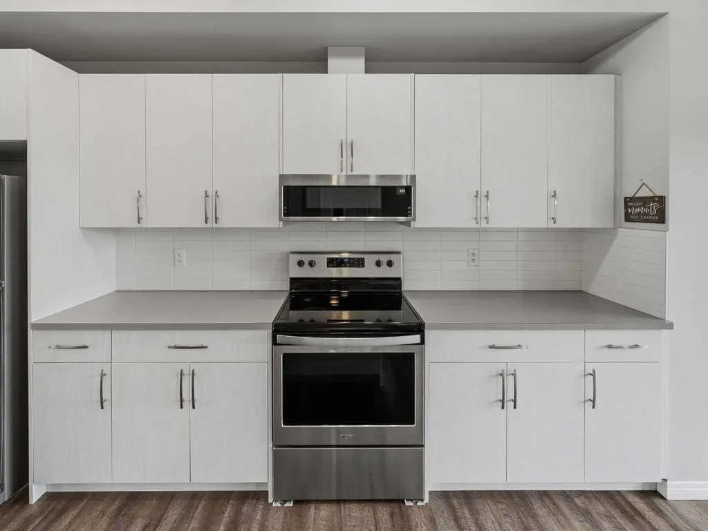 89 Walgrove Rise SE Calgary AB T2X4E9