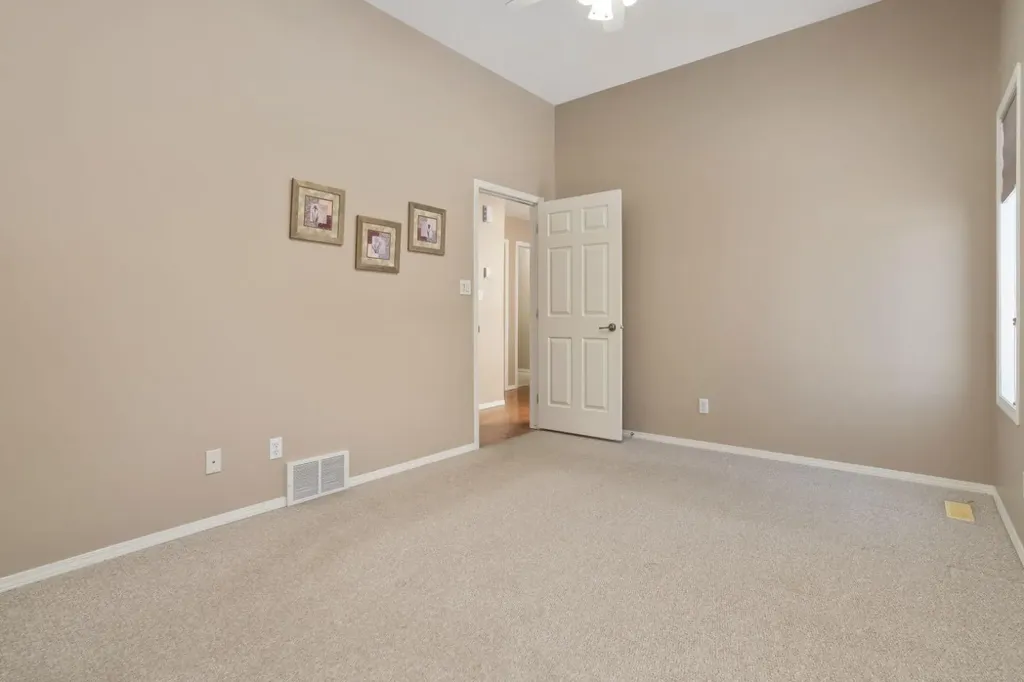 4539 69 Street Camrose AB T4V 5B3