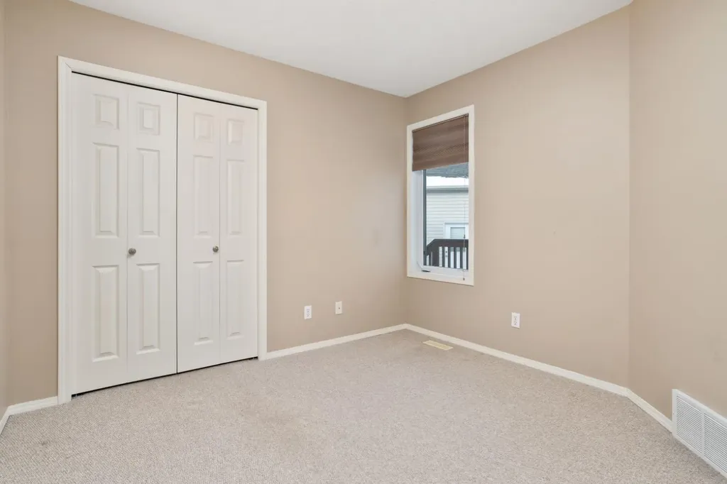 4539 69 Street Camrose AB T4V 5B3