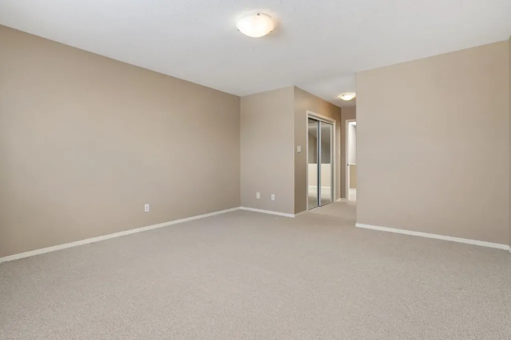 4539 69 Street Camrose AB T4V 5B3