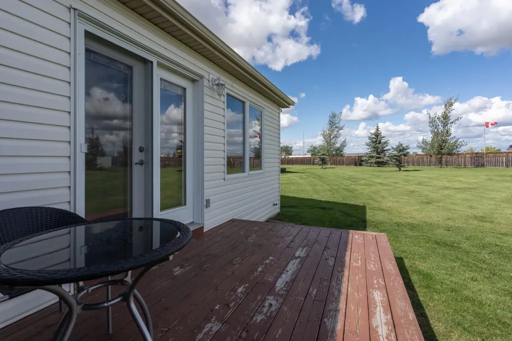 4539 69 Street Camrose AB T4V 5B3