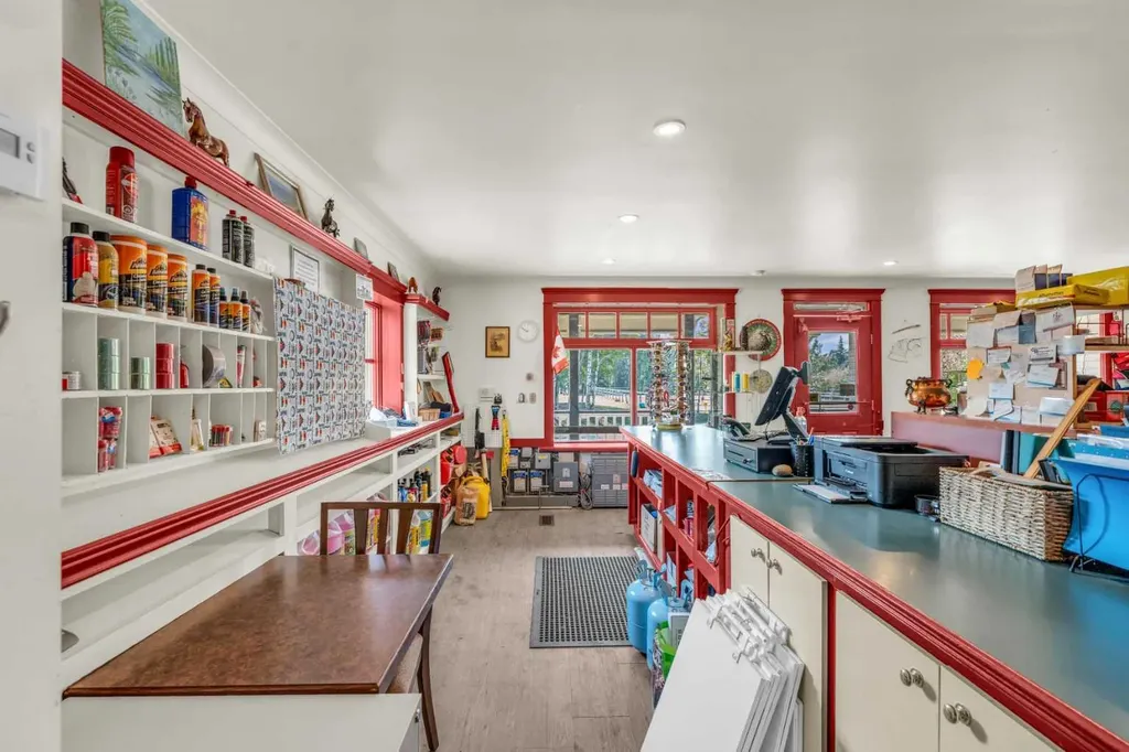 5204 579 Highway W Rural Mountain View County AB T0M2E0