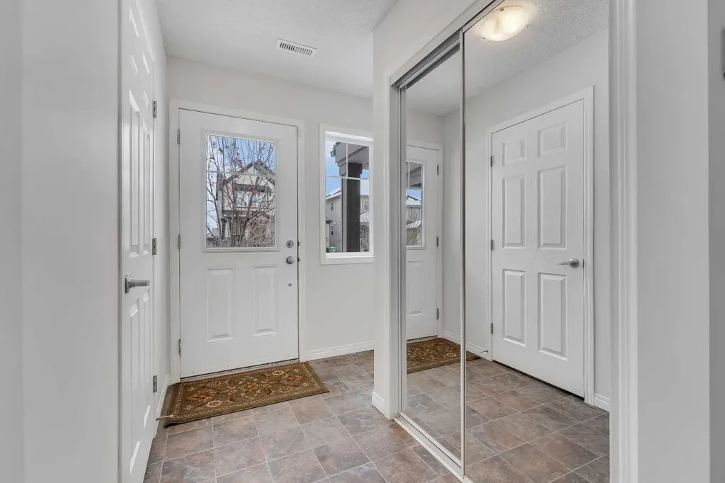 165 Windstone Avenue SW Airdrie AB T4B 3R3
