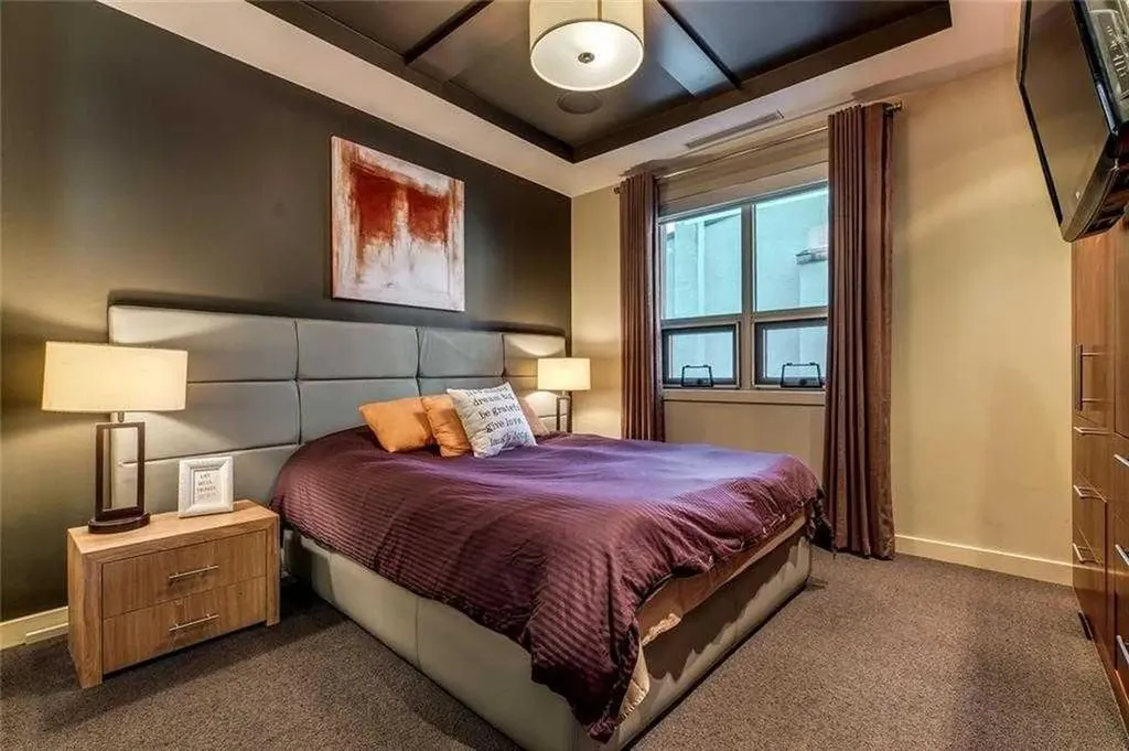 701 3 Avenue SW Calgary AB T2P 5R3