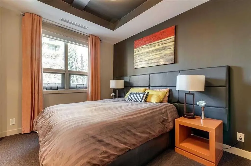 701 3 Avenue SW Calgary AB T2P 5R3