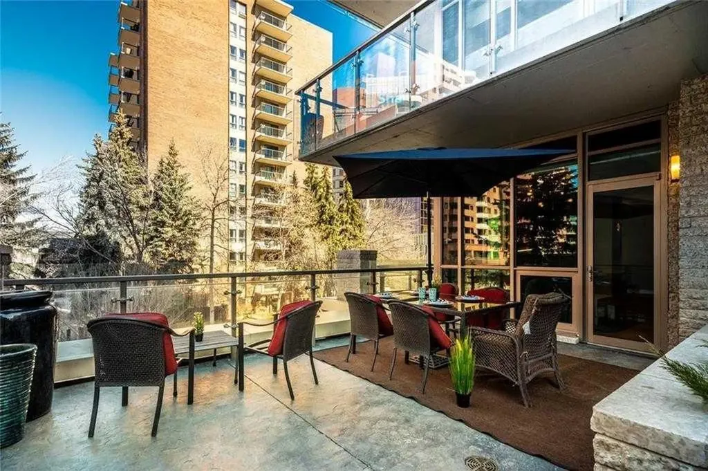 701 3 Avenue SW Calgary AB T2P 5R3
