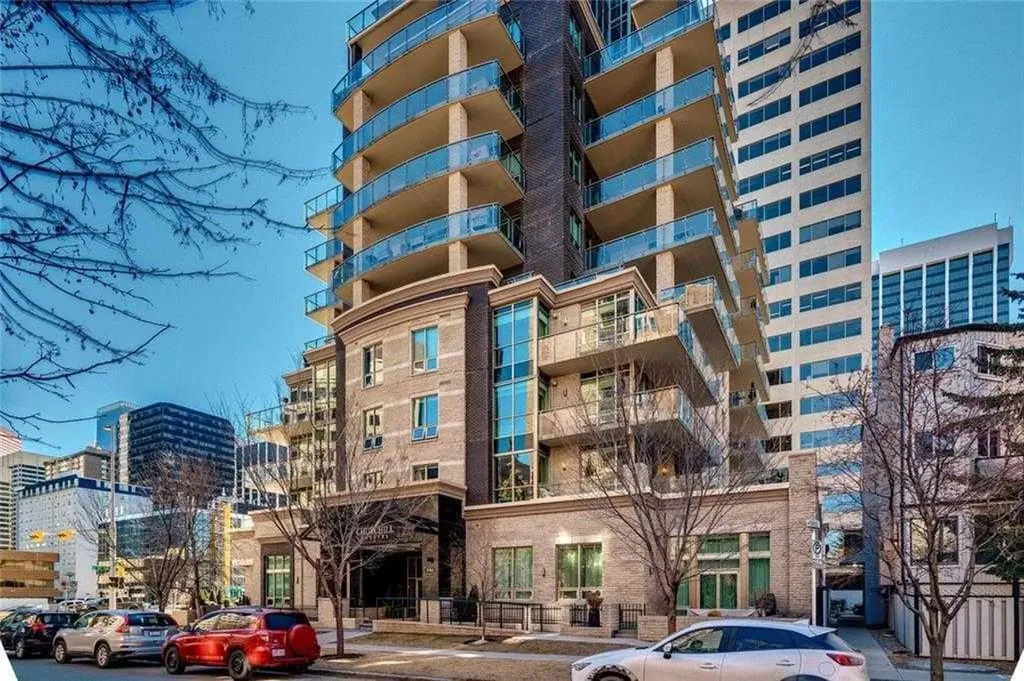 701 3 Avenue SW Calgary AB T2P 5R3