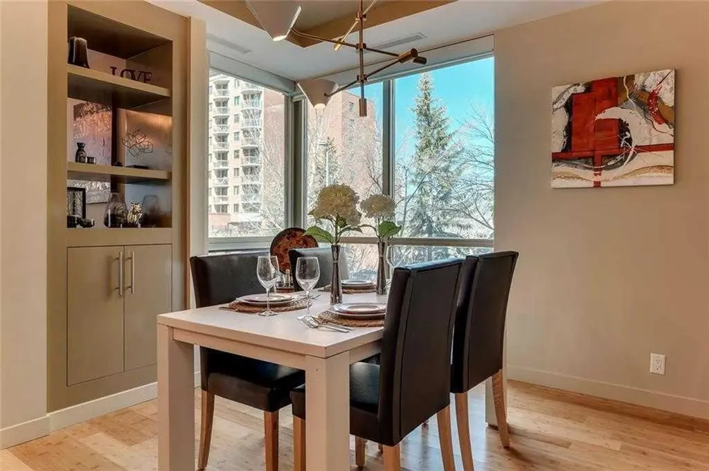 701 3 Avenue SW Calgary AB T2P 5R3