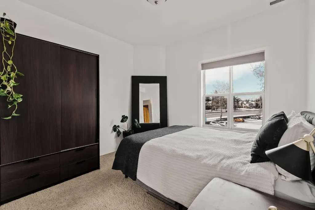 6650 Old Banff Coach Road SW Calgary AB T3H 4J4