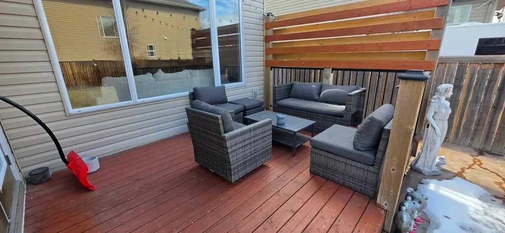 4 Drake Landing Gate Okotoks AB T1S 0E5