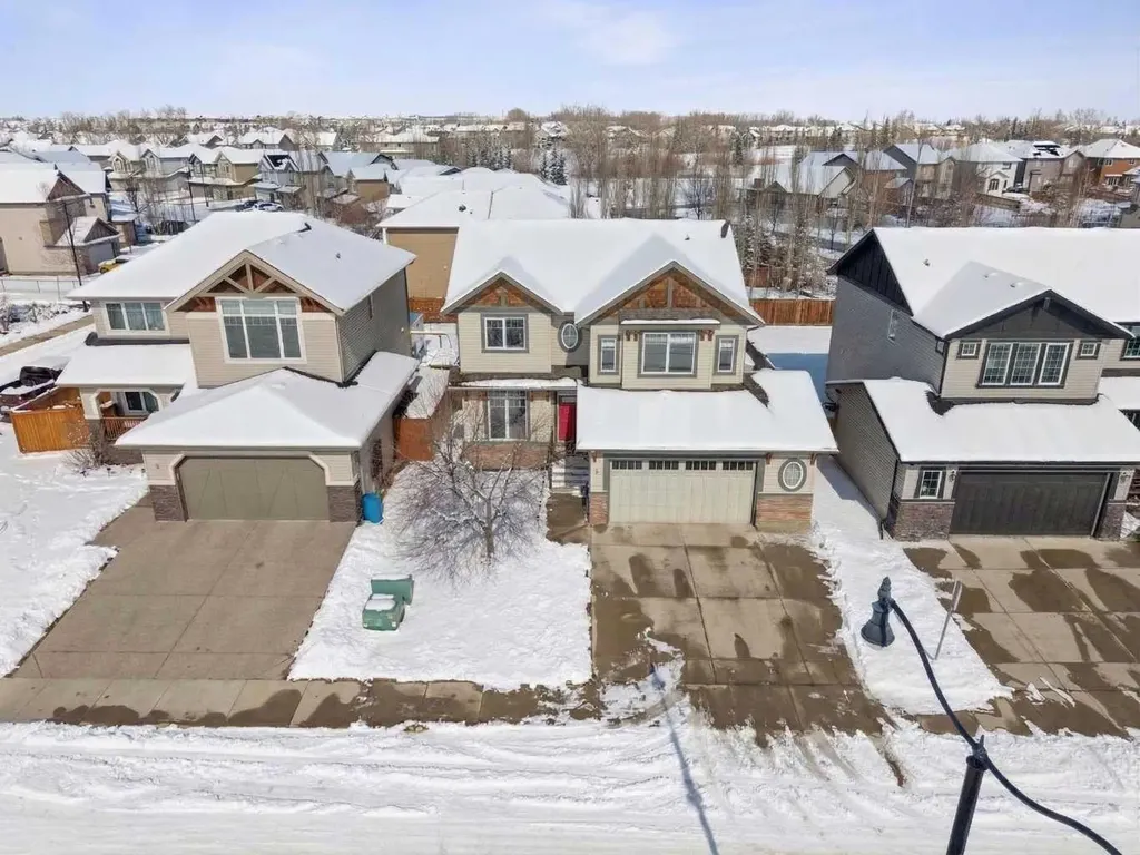 4 Drake Landing Gate Okotoks AB T1S 0E5