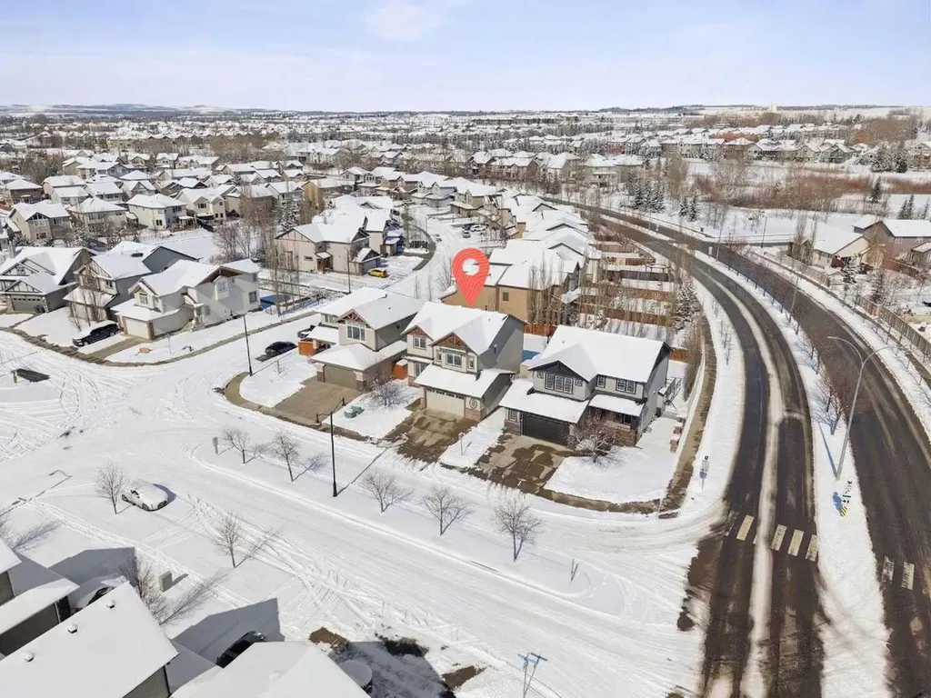 4 Drake Landing Gate Okotoks AB T1S 0E5