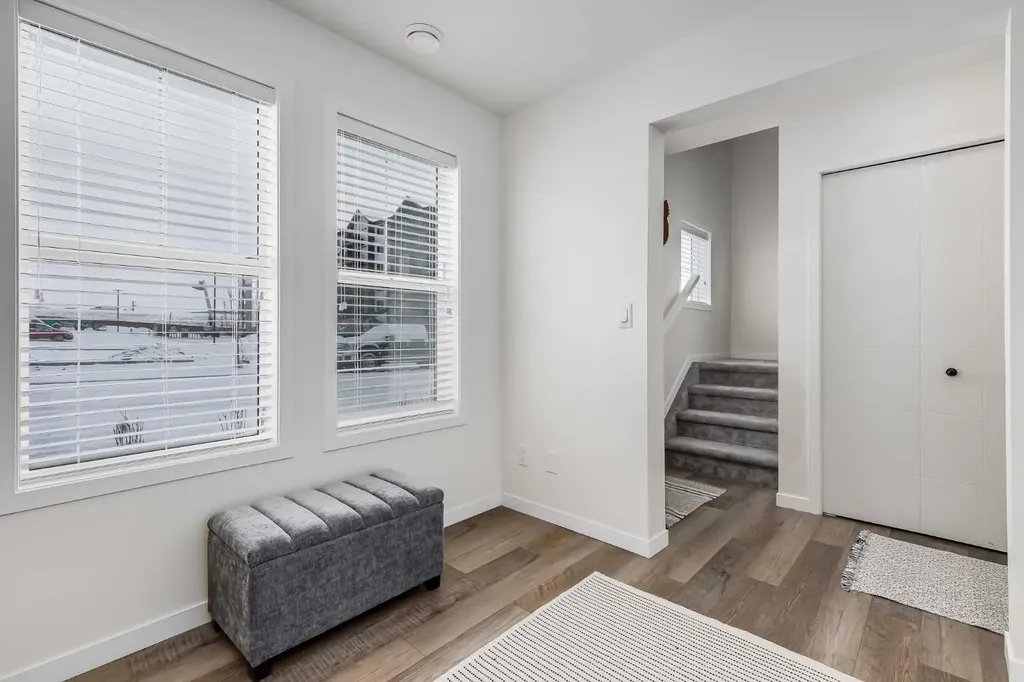 237 South Point Park SW Airdrie AB T4B 5G8