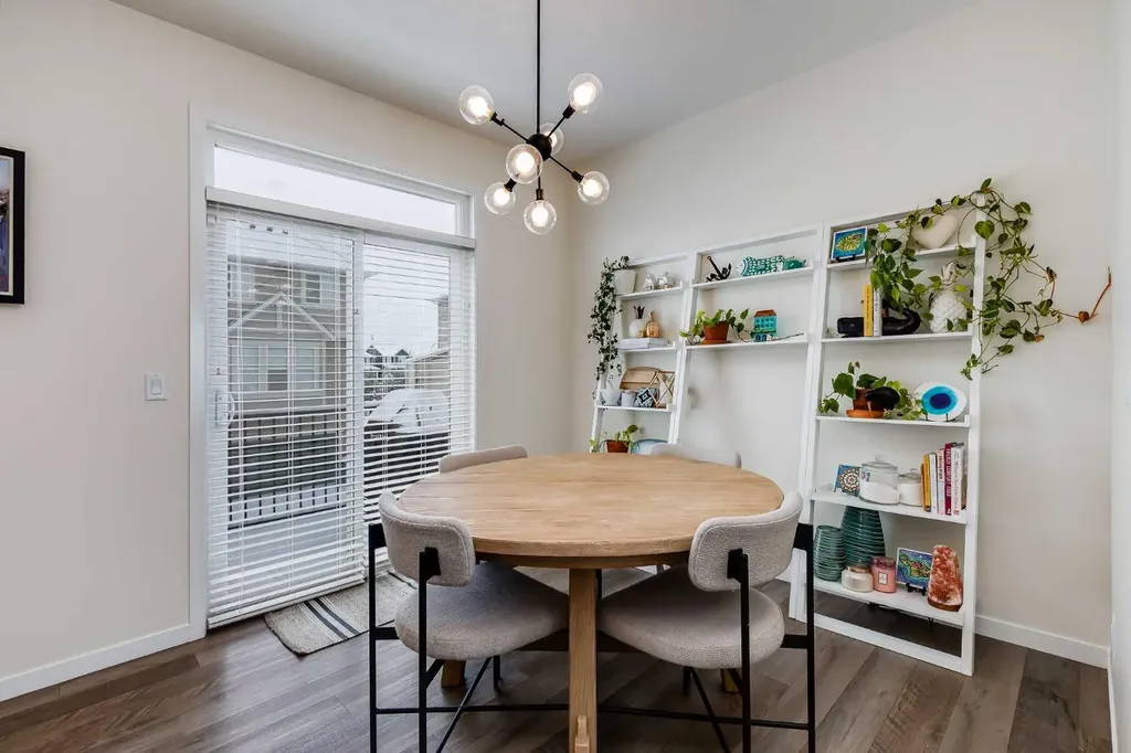 237 South Point Park SW Airdrie AB T4B 5G8