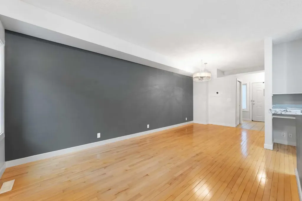 1620 27 Avenue SW Calgary AB T2T 1G6