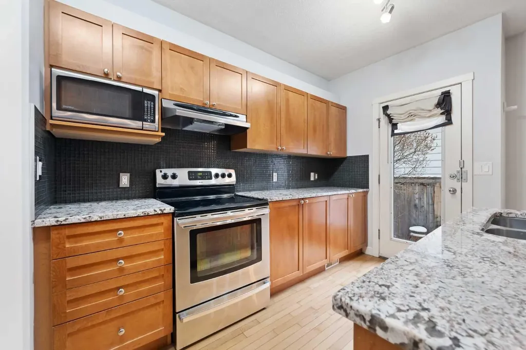 1620 27 Avenue SW Calgary AB T2T 1G6