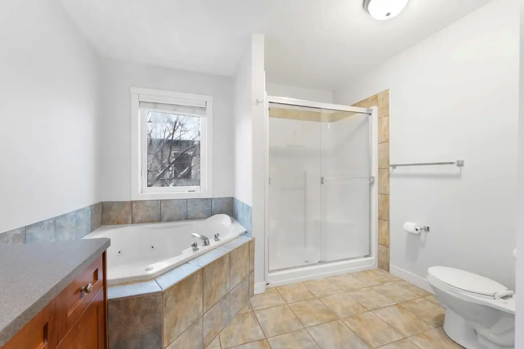 1620 27 Avenue SW Calgary AB T2T 1G6