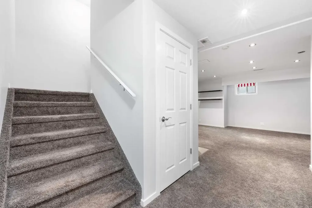 1620 27 Avenue SW Calgary AB T2T 1G6