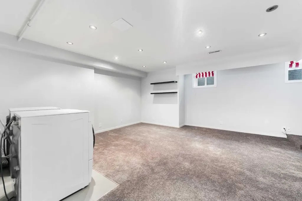 1620 27 Avenue SW Calgary AB T2T 1G6