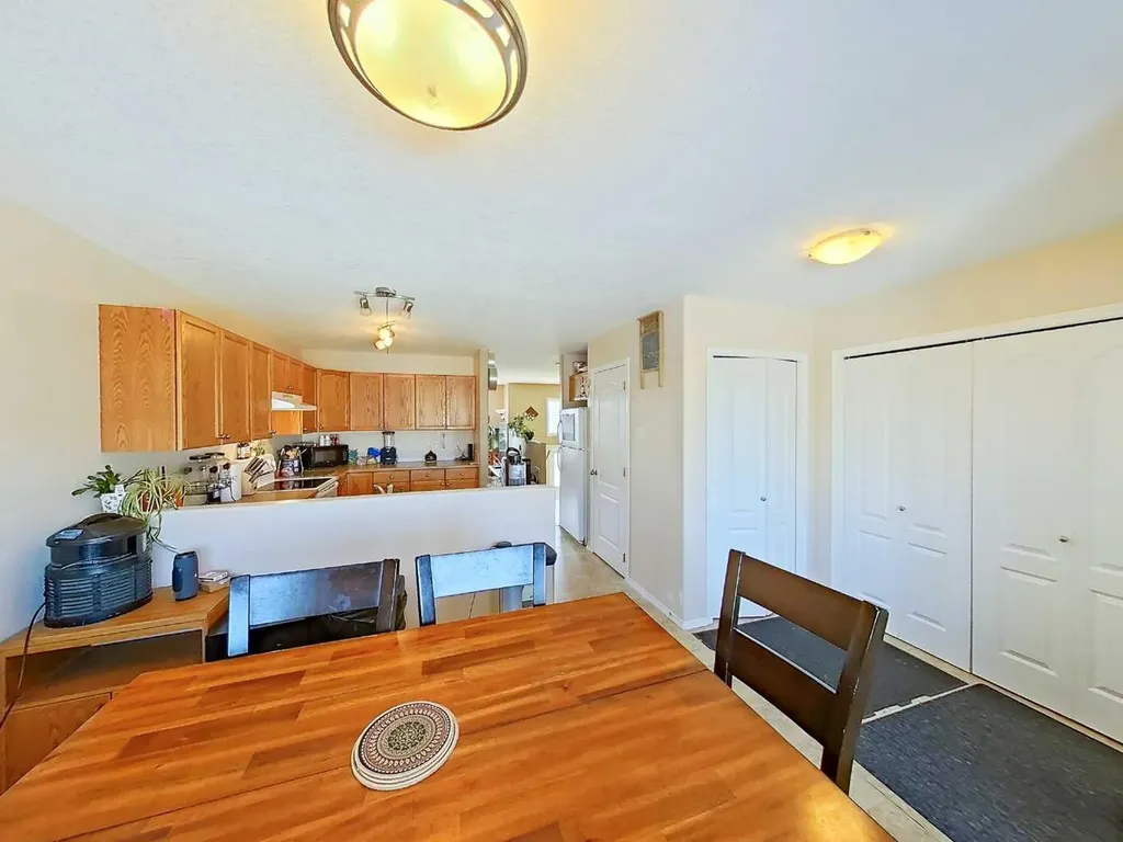 4506 45 Avenue Close Rocky Mountain House AB T4T 1W8