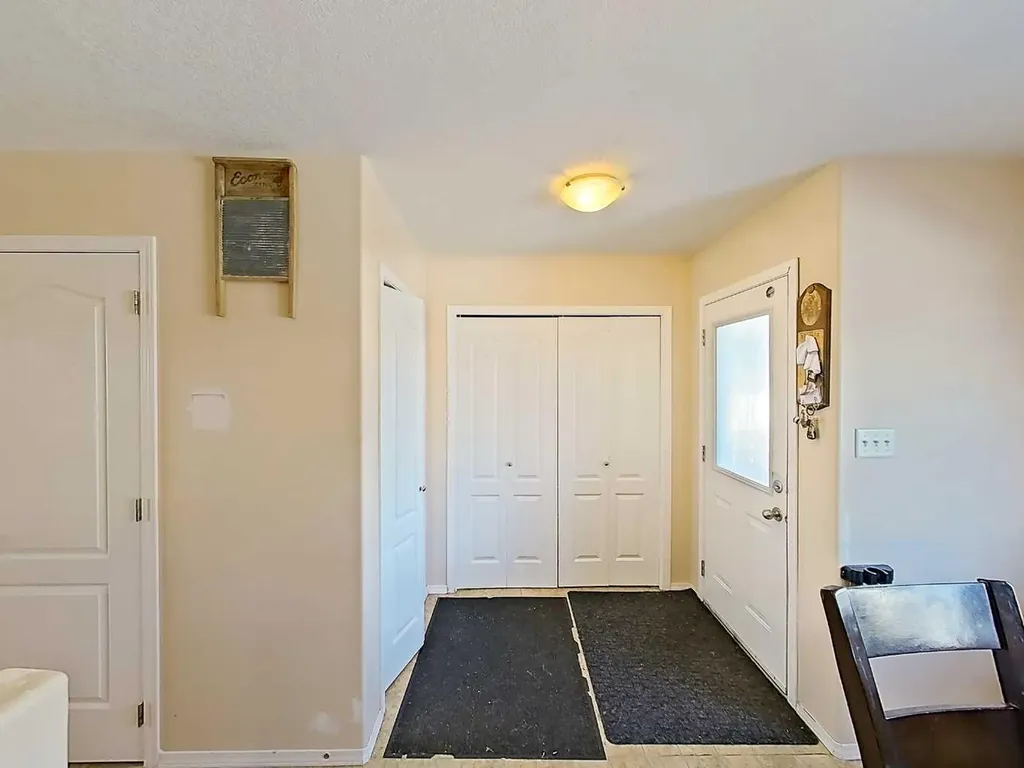 4506 45 Avenue Close Rocky Mountain House AB T4T 1W8