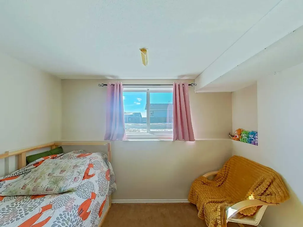 4506 45 Avenue Close Rocky Mountain House AB T4T 1W8