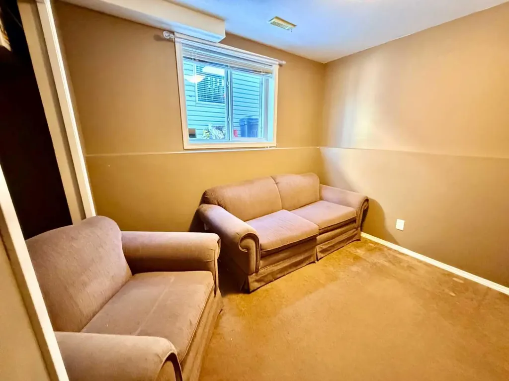 4506 45 Avenue Close Rocky Mountain House AB T4T 1W8