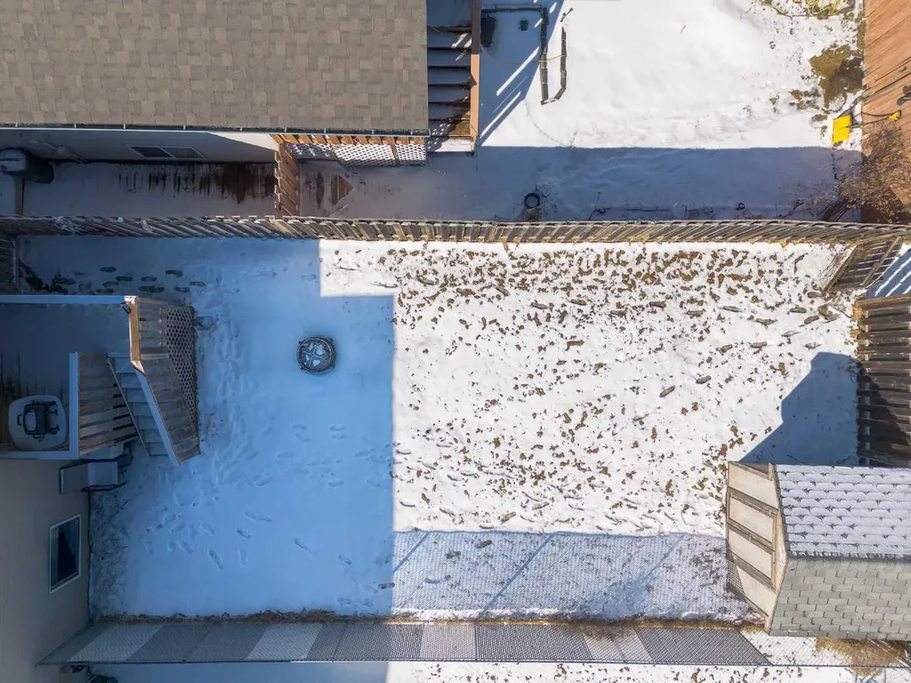 4506 45 Avenue Close Rocky Mountain House AB T4T 1W8