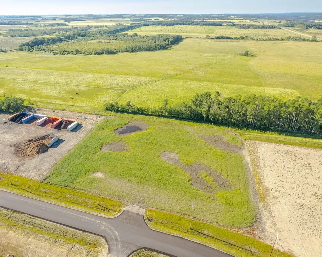 32532 Range Road 42 Rural Mountain View County AB T0M 1X0