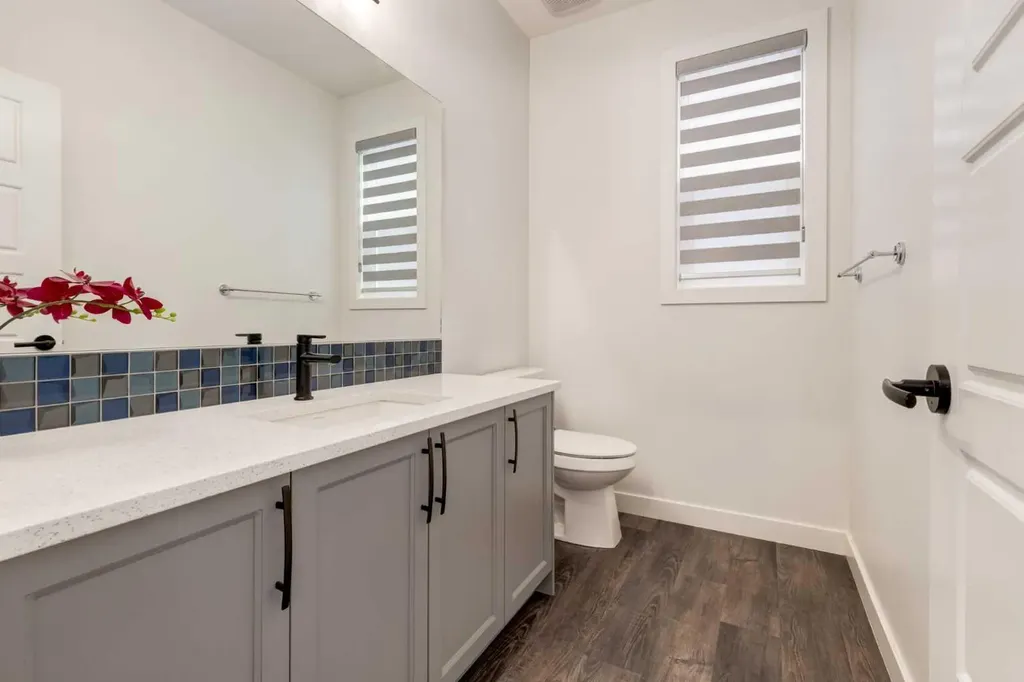 142 Cranbrook Park SE Calgary AB T3M 3C2