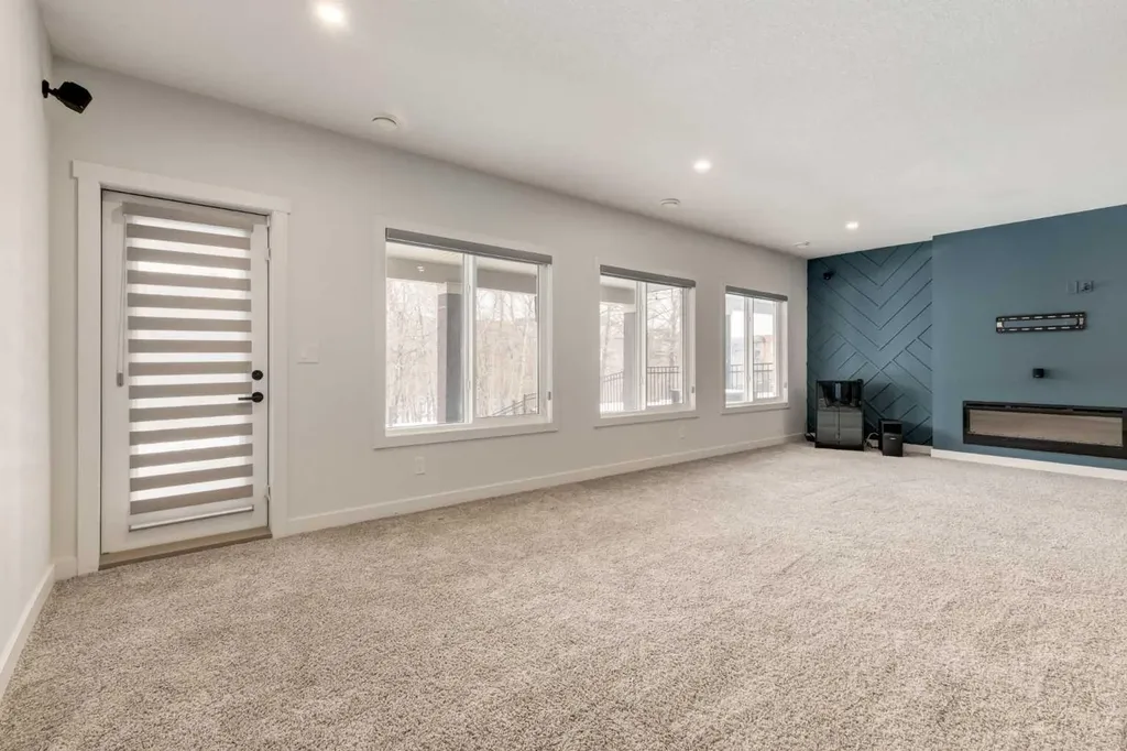 142 Cranbrook Park SE Calgary AB T3M 3C2